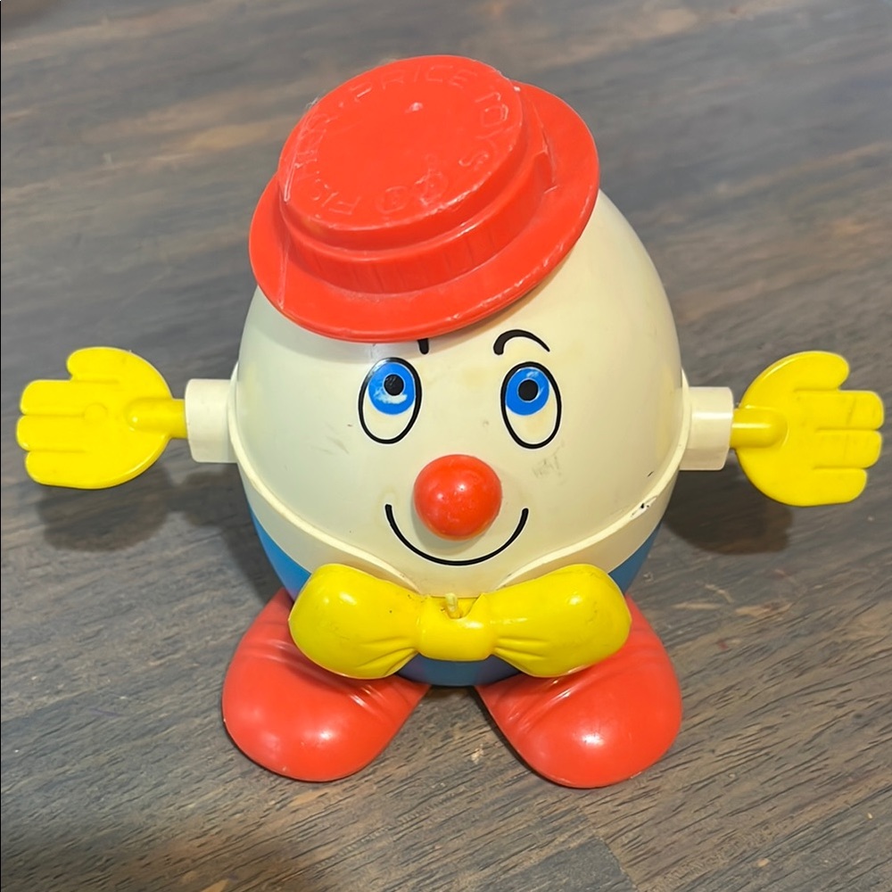 VINTAGE FISHER PRICE HUMPTY DUMPTY #736.  1971 vintage toy